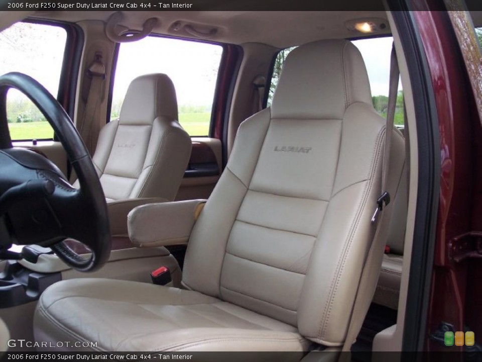 Tan Interior Photo for the 2006 Ford F250 Super Duty Lariat Crew Cab 4x4 #48554207