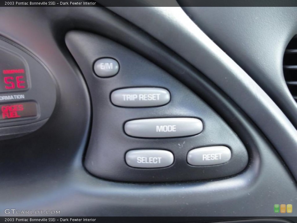 Dark Pewter Interior Controls for the 2003 Pontiac Bonneville SSEi #48554549