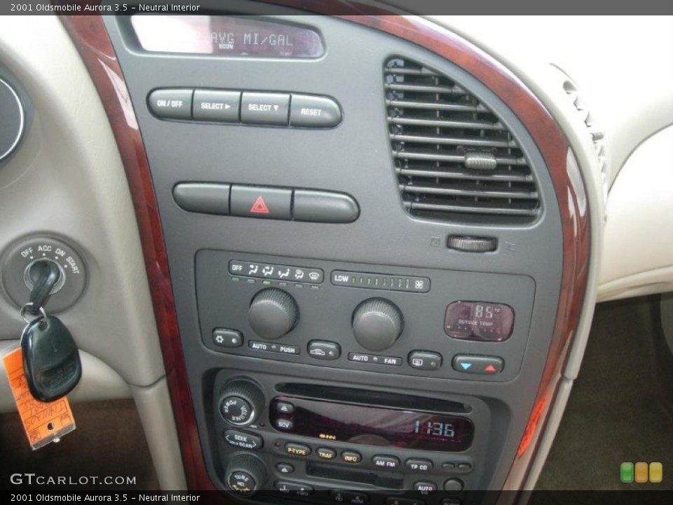 Neutral Interior Controls for the 2001 Oldsmobile Aurora 3.5 #48554615