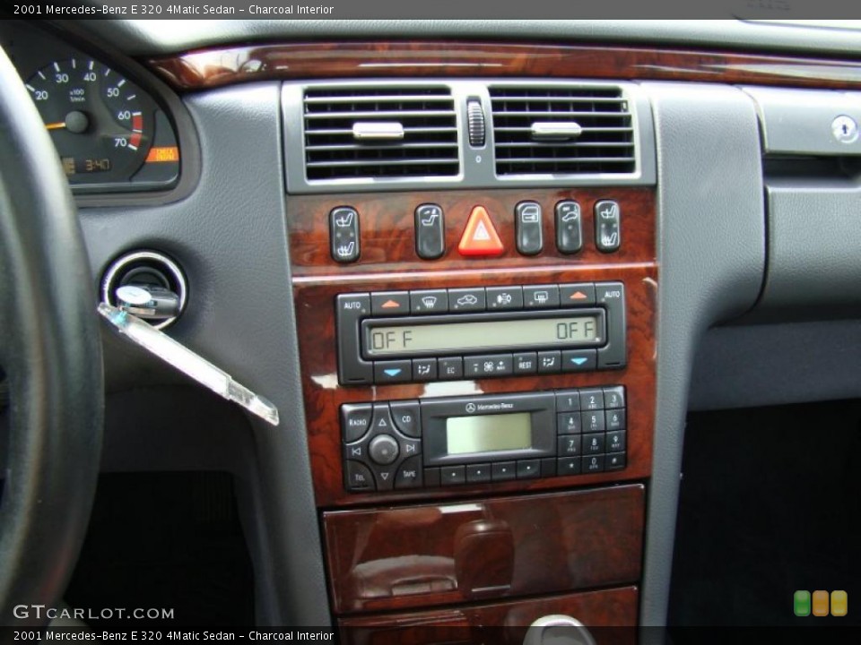 Charcoal Interior Controls for the 2001 Mercedes-Benz E 320 4Matic Sedan #48558083