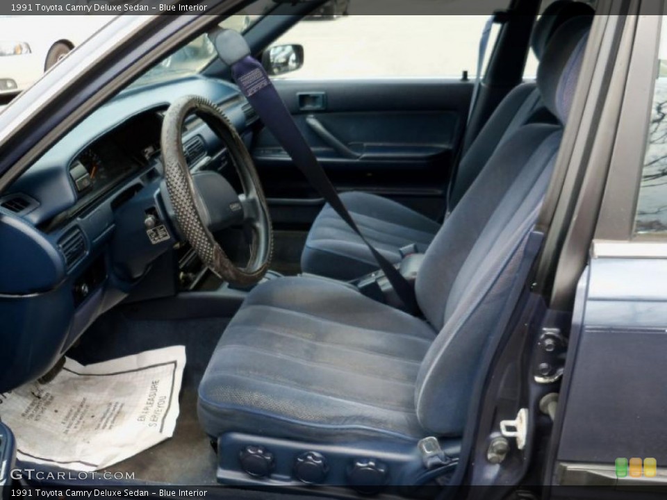 Blue Interior Photo for the 1991 Toyota Camry Deluxe Sedan #48559460