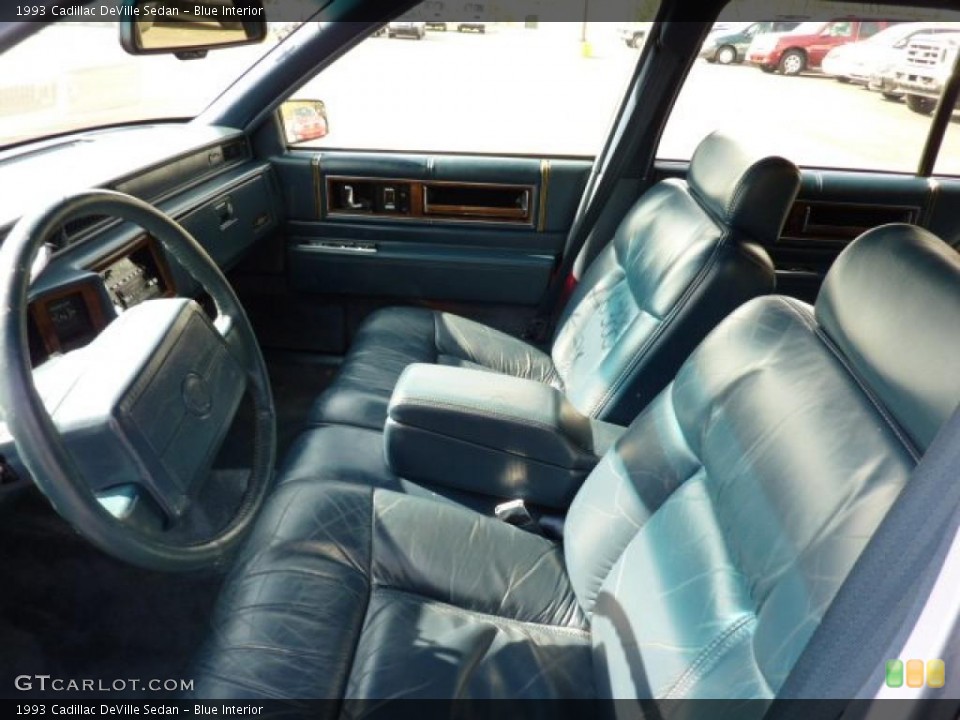 Blue Interior Photo for the 1993 Cadillac DeVille Sedan #48564448