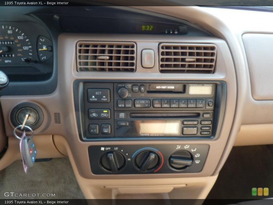 Beige Interior Controls for the 1995 Toyota Avalon XL #48564623