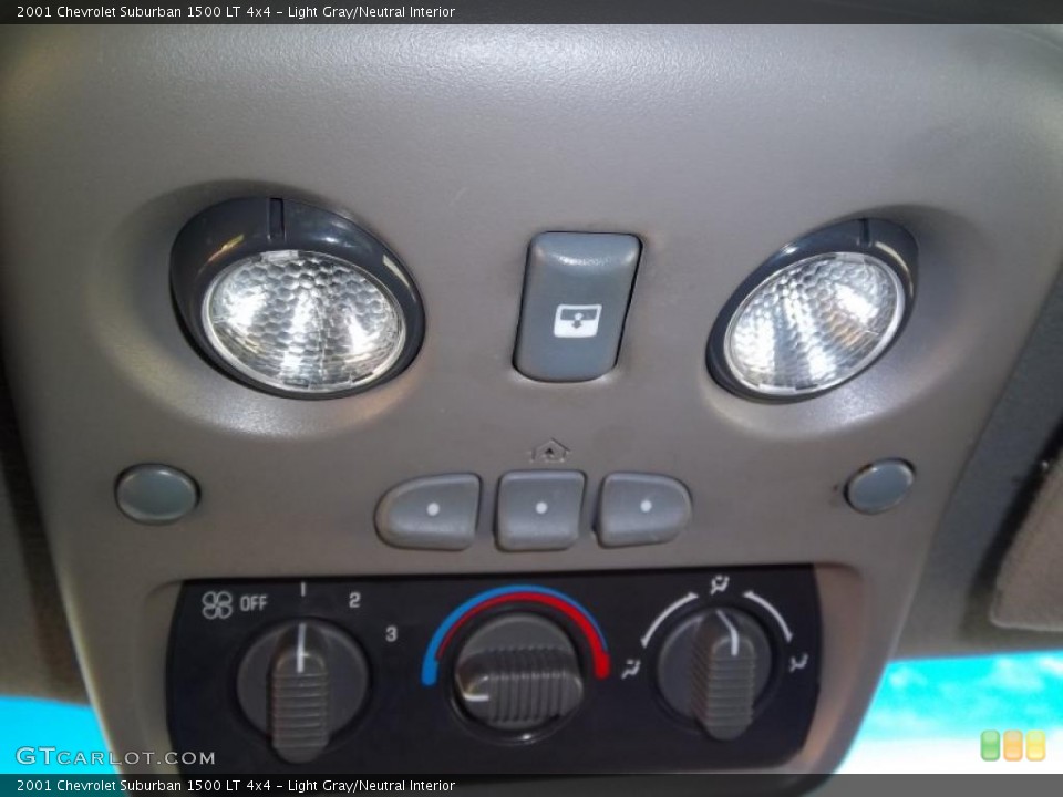 Light Gray/Neutral Interior Controls for the 2001 Chevrolet Suburban 1500 LT 4x4 #48571562