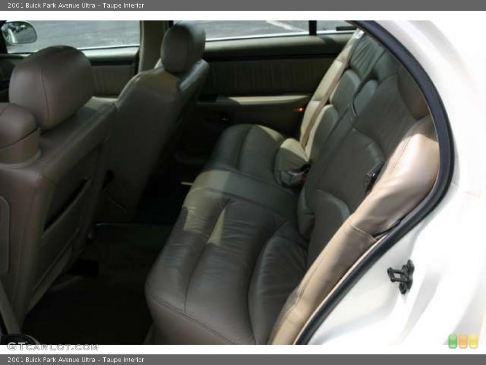Taupe Interior Photo for the 2001 Buick Park Avenue Ultra #48574307