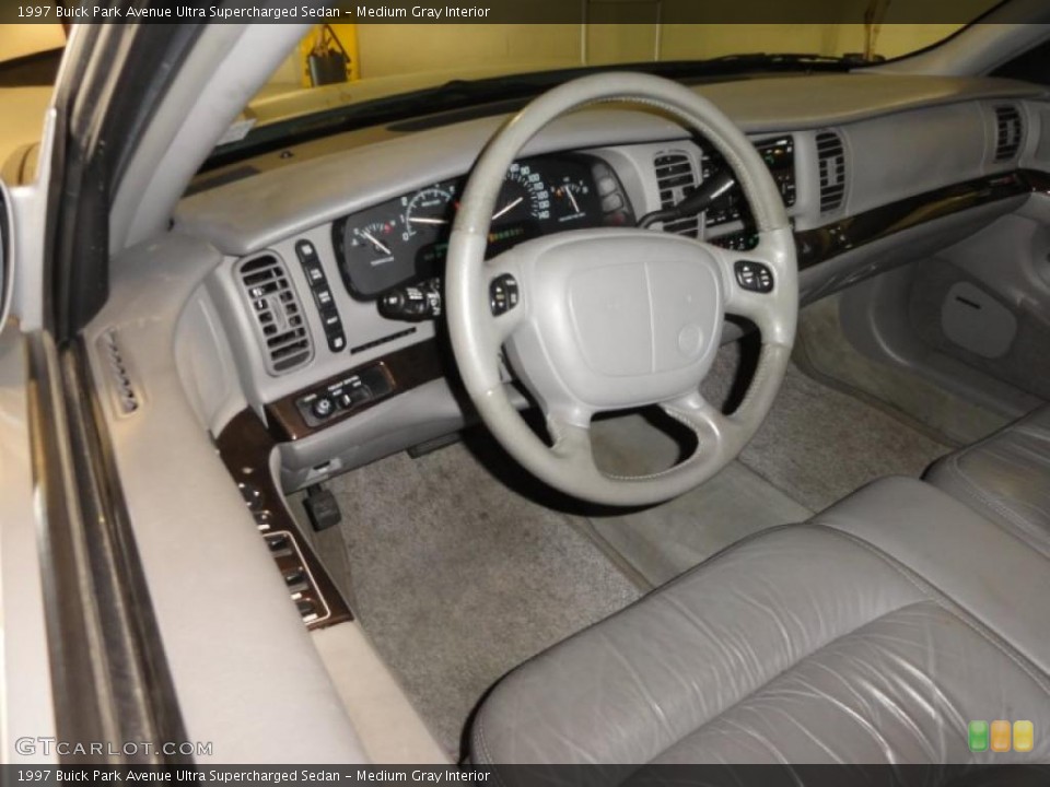 Medium Gray Interior Steering Wheel for the 1997 Buick Park Avenue Ultra Supercharged Sedan #48576338