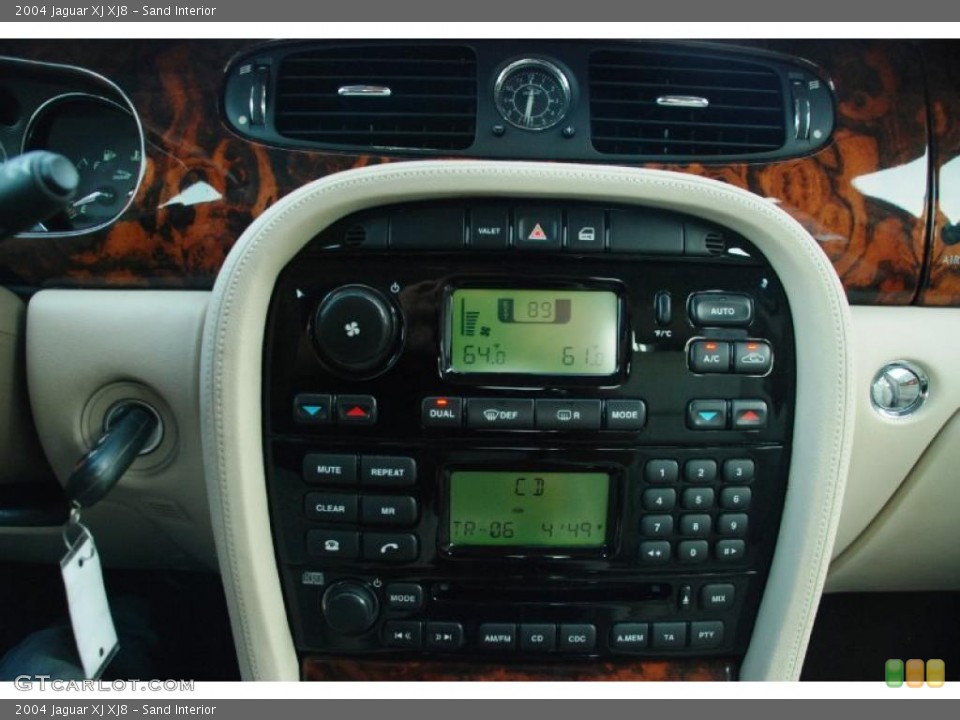 Sand Interior Controls for the 2004 Jaguar XJ XJ8 #48579630