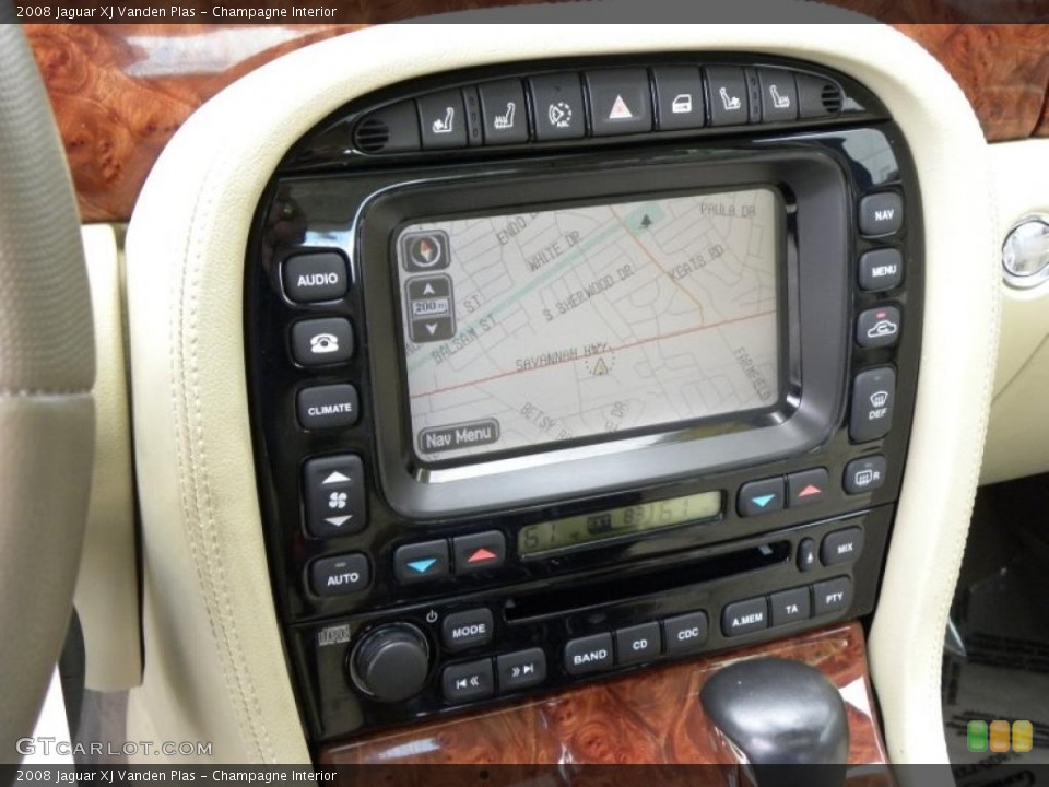 Champagne Interior Navigation for the 2008 Jaguar XJ Vanden Plas #48580542