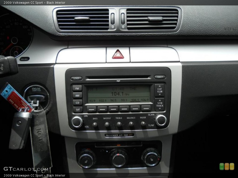 Black Interior Controls for the 2009 Volkswagen CC Sport #48582142