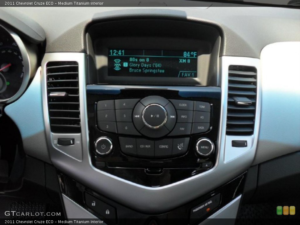 Medium Titanium Interior Controls for the 2011 Chevrolet Cruze ECO #48586582