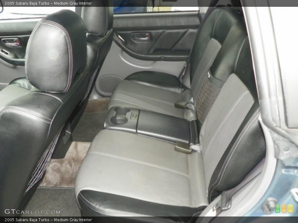 Medium Gray Interior Photo for the 2005 Subaru Baja Turbo #48592693