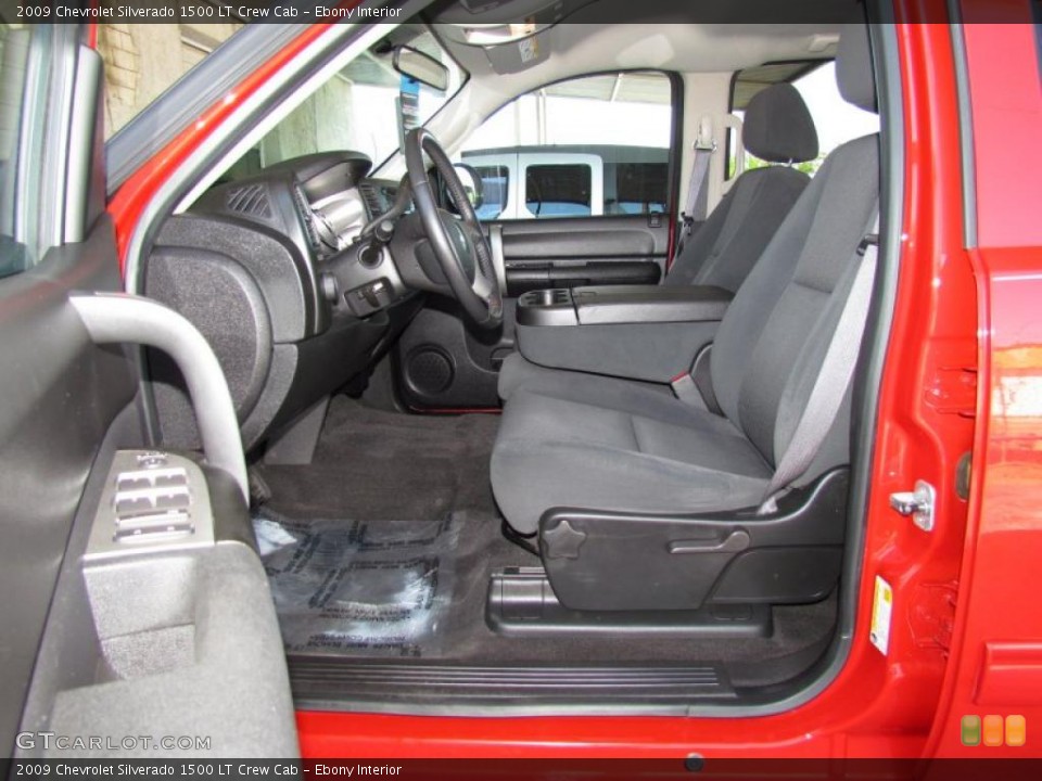 Ebony Interior Photo for the 2009 Chevrolet Silverado 1500 LT Crew Cab #48593380