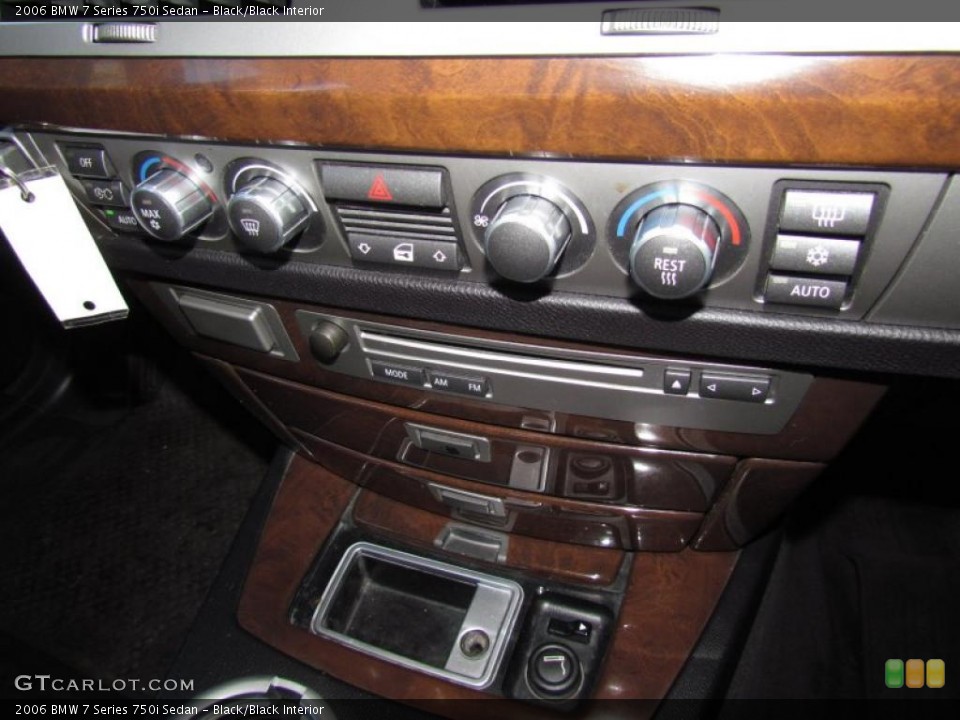 Black/Black Interior Controls for the 2006 BMW 7 Series 750i Sedan #48594436