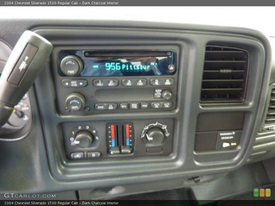 Dark Charcoal Interior Controls for the 2004 Chevrolet Silverado 1500 Regular Cab #48594607