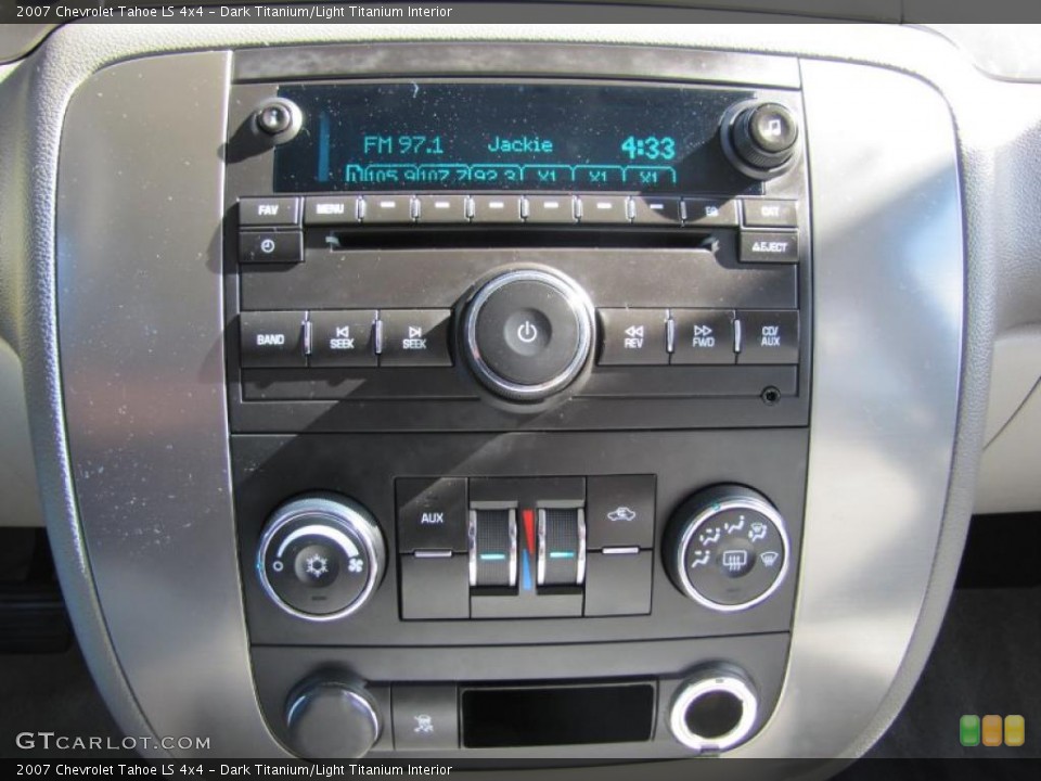 Dark Titanium/Light Titanium Interior Controls for the 2007 Chevrolet Tahoe LS 4x4 #48601129