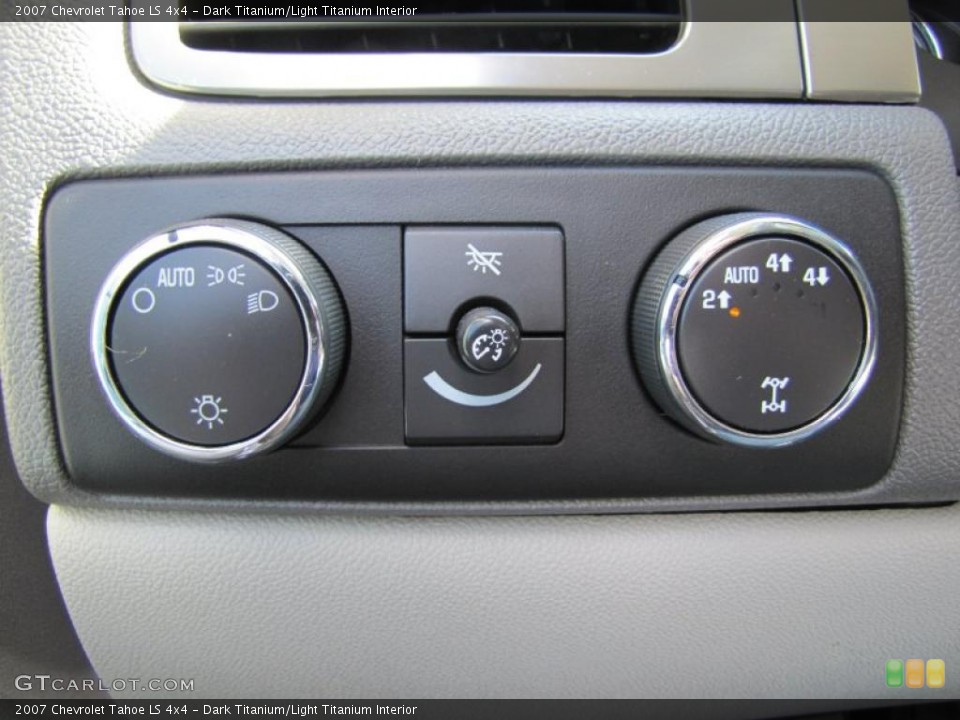 Dark Titanium/Light Titanium Interior Controls for the 2007 Chevrolet Tahoe LS 4x4 #48601141
