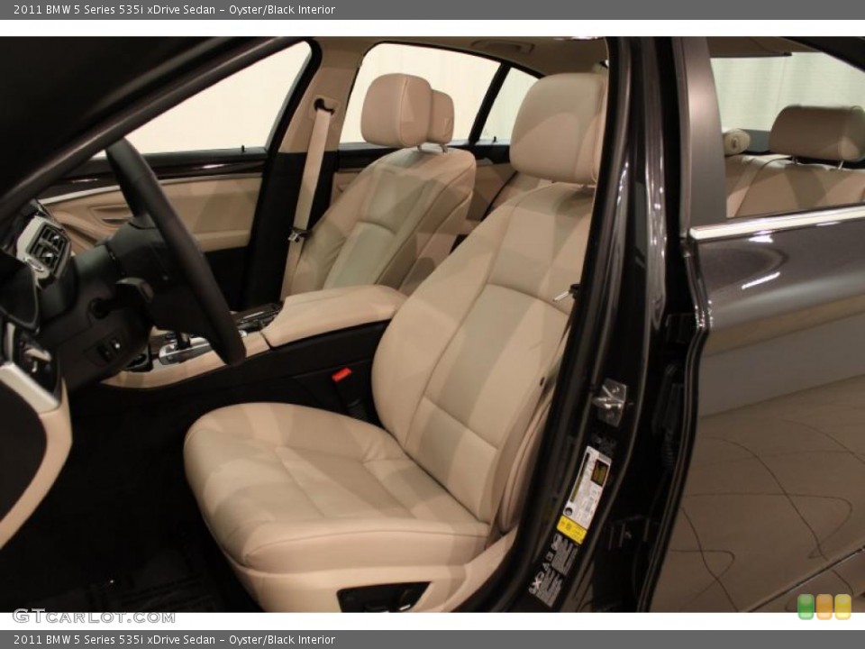 Oyster/Black Interior Photo for the 2011 BMW 5 Series 535i xDrive Sedan #48611639