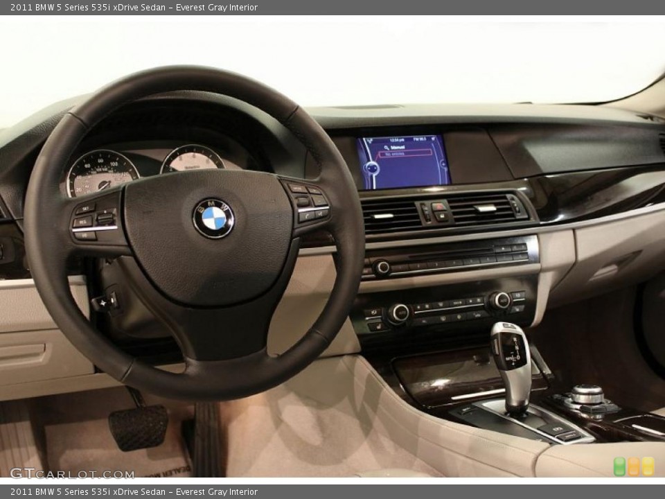 Everest Gray Interior Dashboard for the 2011 BMW 5 Series 535i xDrive Sedan #48612380