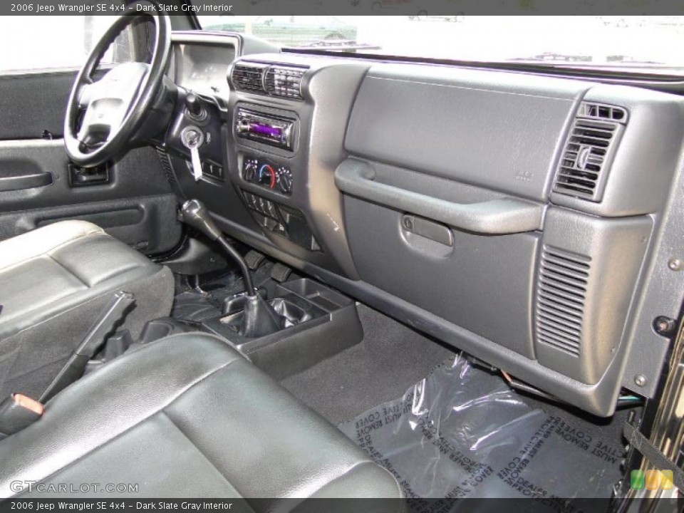 Dark Slate Gray Interior Photo for the 2006 Jeep Wrangler SE 4x4 #48613538