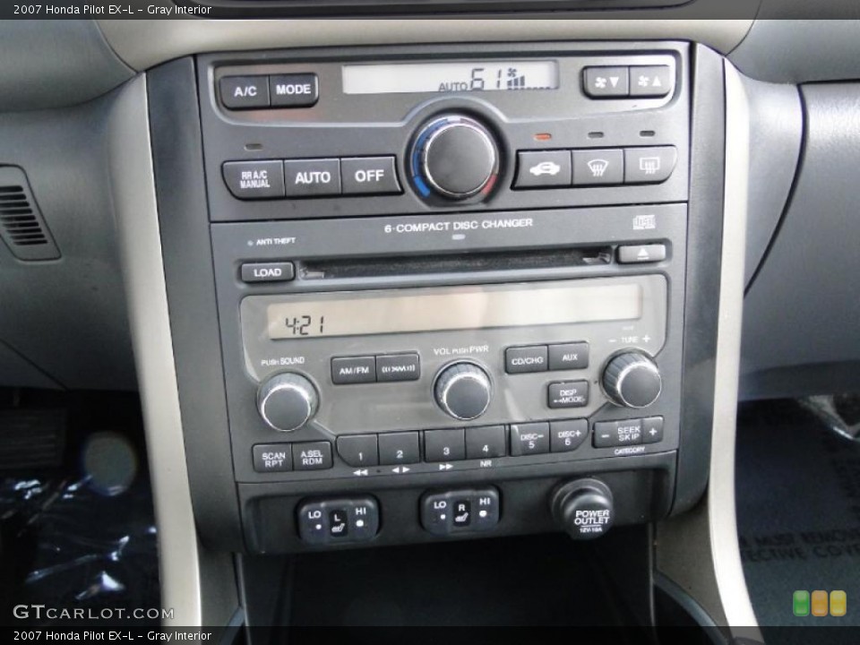 Gray Interior Controls for the 2007 Honda Pilot EX-L #48614663