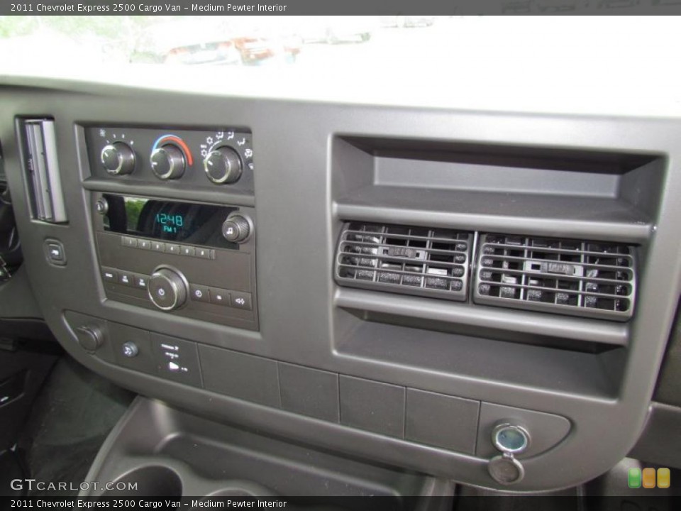 Medium Pewter Interior Controls for the 2011 Chevrolet Express 2500 Cargo Van #48615209