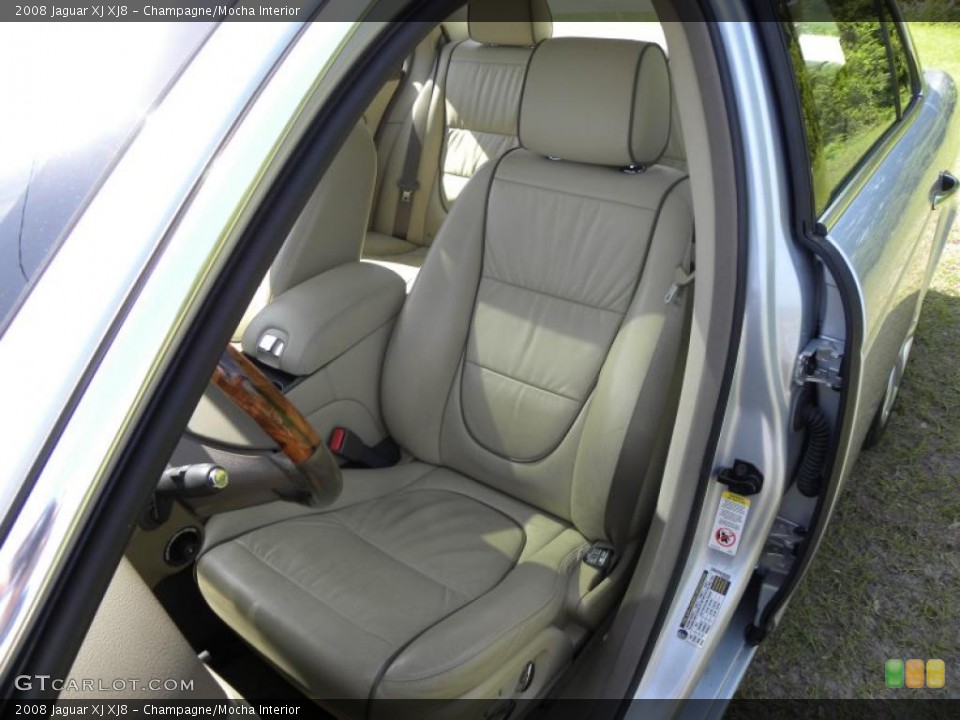 Champagne/Mocha Interior Photo for the 2008 Jaguar XJ XJ8 #48615686