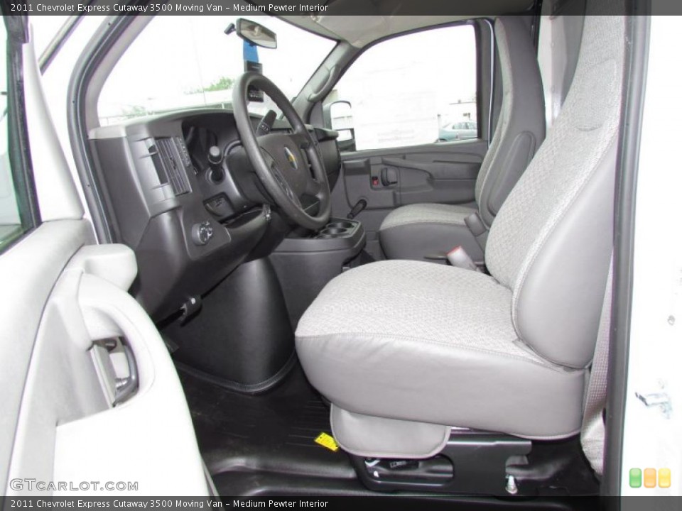 Medium Pewter Interior Photo for the 2011 Chevrolet Express Cutaway 3500 Moving Van #48616262