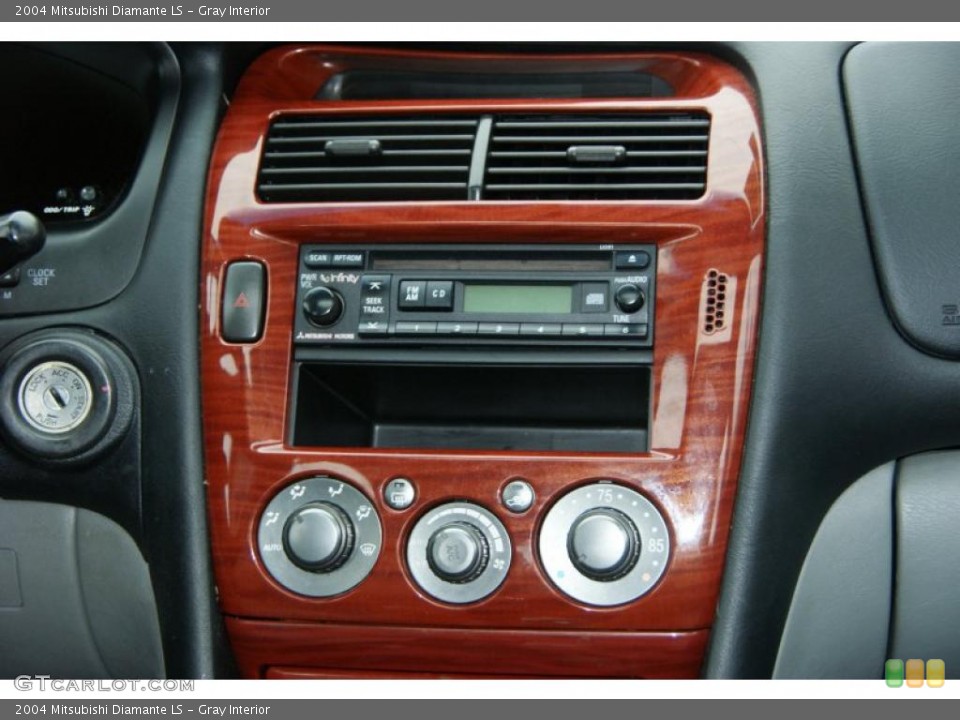 Gray Interior Controls for the 2004 Mitsubishi Diamante LS #48619907