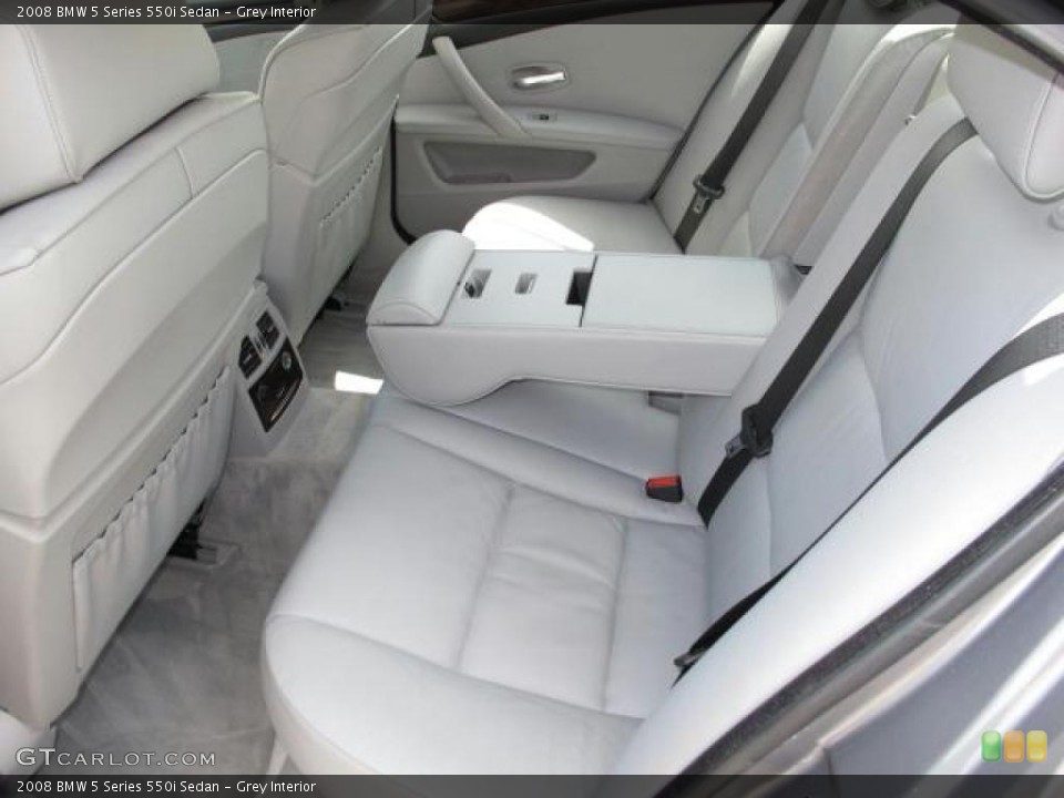 Grey Interior Photo for the 2008 BMW 5 Series 550i Sedan #48621218