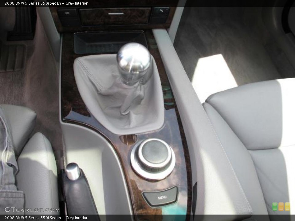 Grey Interior Transmission for the 2008 BMW 5 Series 550i Sedan #48621287