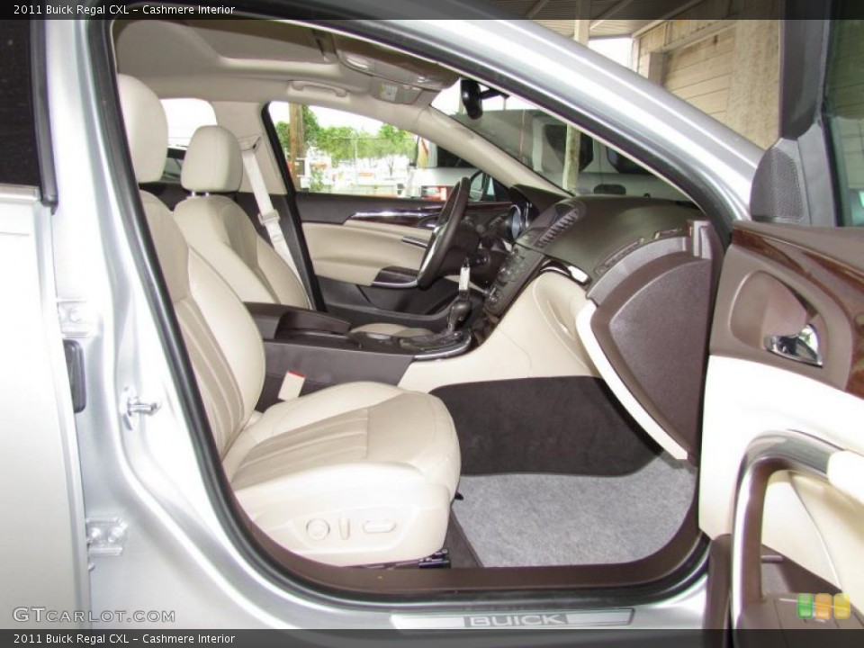 Cashmere Interior Photo for the 2011 Buick Regal CXL #48621497