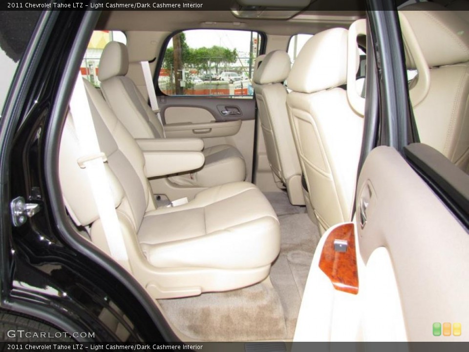 Light Cashmere/Dark Cashmere Interior Photo for the 2011 Chevrolet Tahoe LTZ #48622154