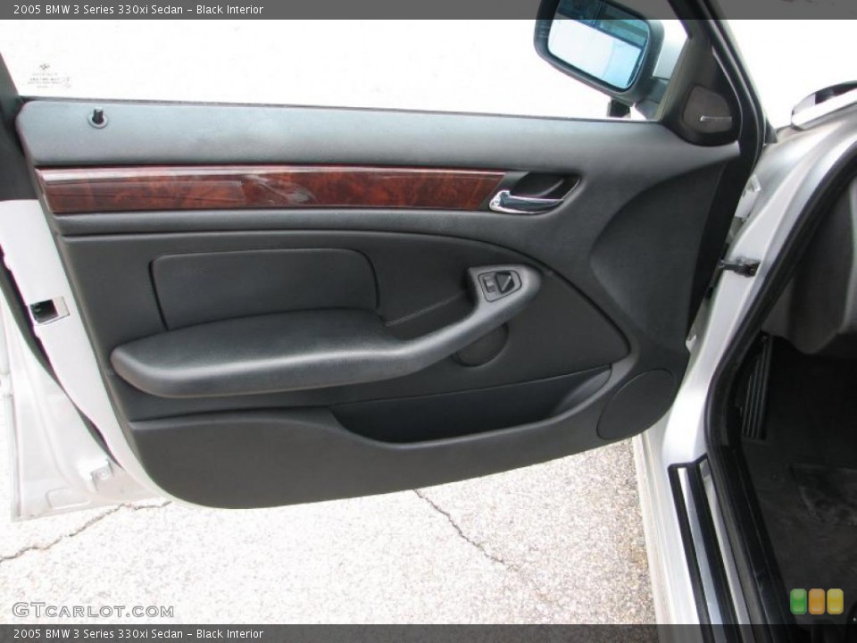 Black Interior Door Panel for the 2005 BMW 3 Series 330xi Sedan #48623505