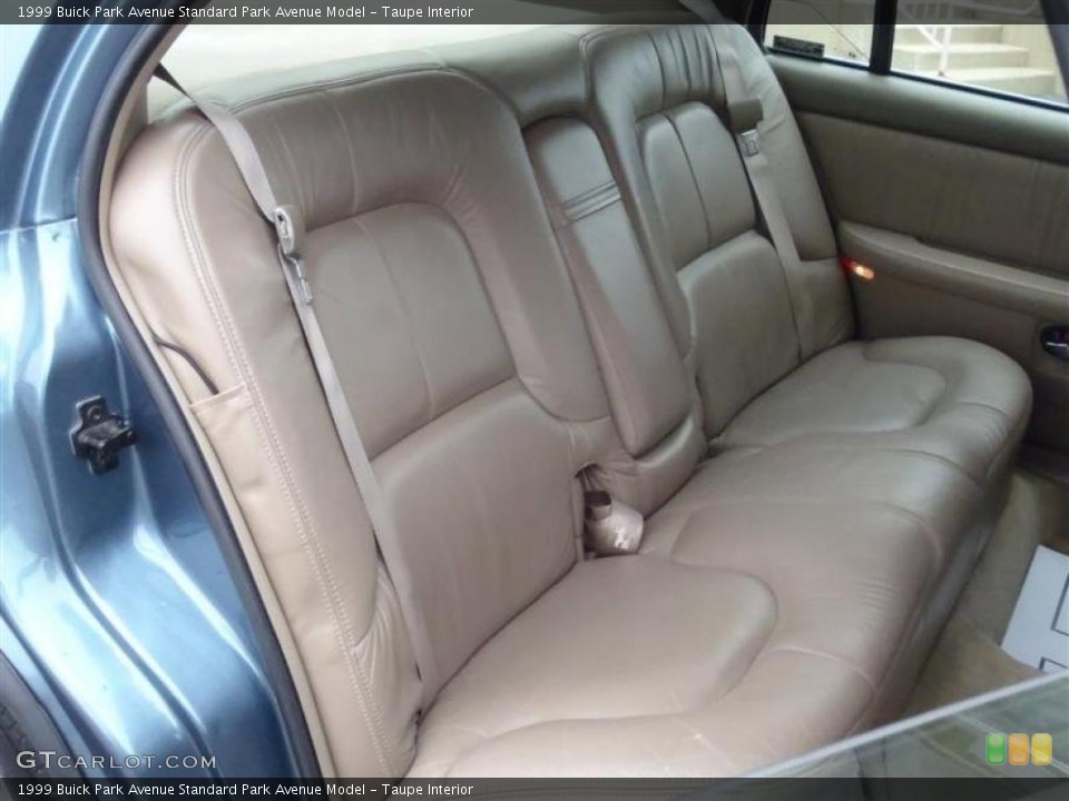 Taupe Interior Photo for the 1999 Buick Park Avenue  #48637566