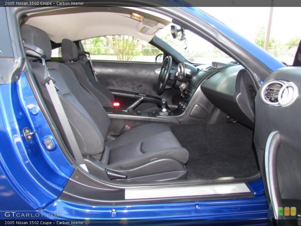 Carbon Interior Photo for the 2005 Nissan 350Z Coupe #48645154