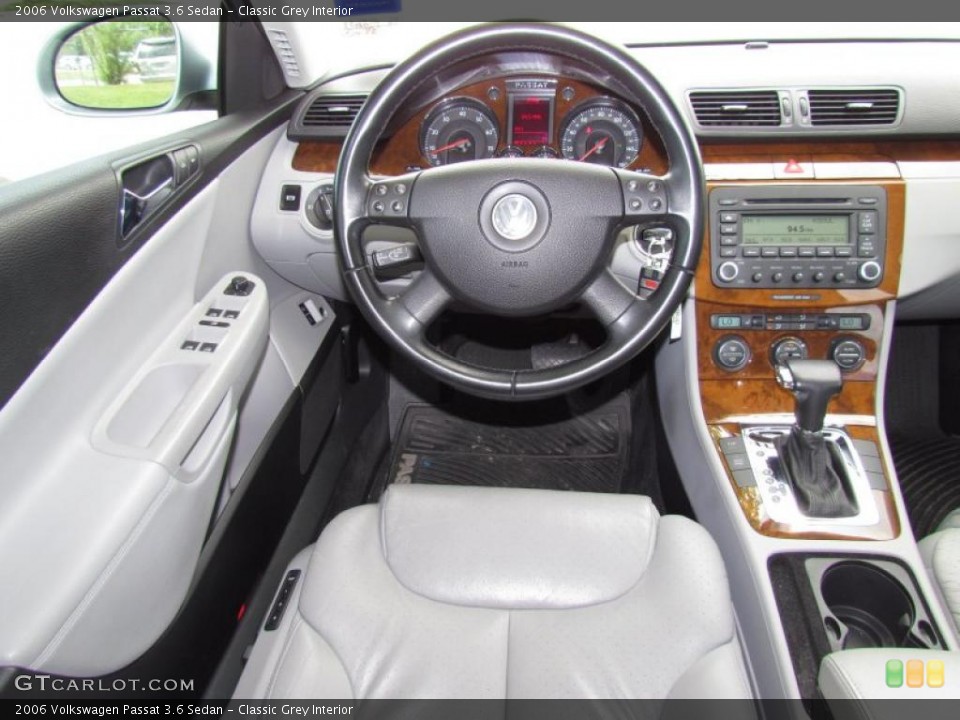 Classic Grey Interior Dashboard for the 2006 Volkswagen Passat 3.6 Sedan #48647755