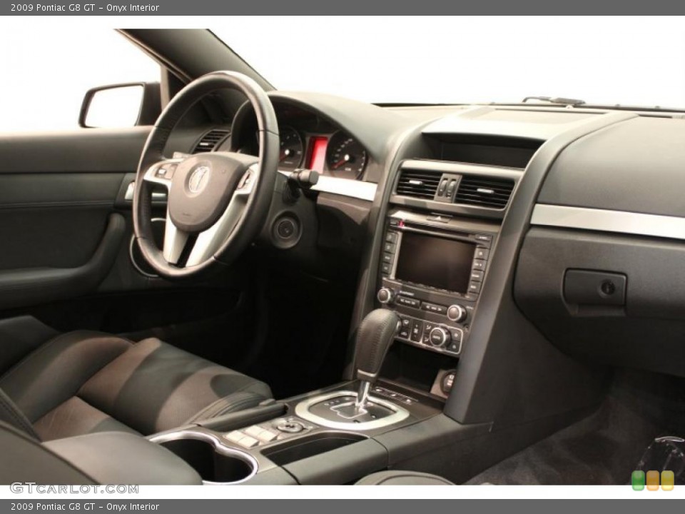 Onyx Interior Dashboard for the 2009 Pontiac G8 GT #48649591