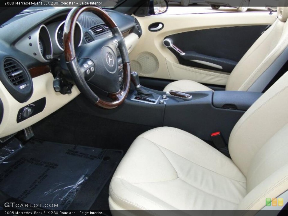 Beige Interior Photo for the 2008 Mercedes-Benz SLK 280 Roadster #48649981