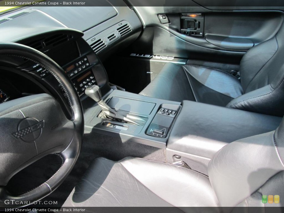 Black Interior Photo for the 1994 Chevrolet Corvette Coupe #48654757