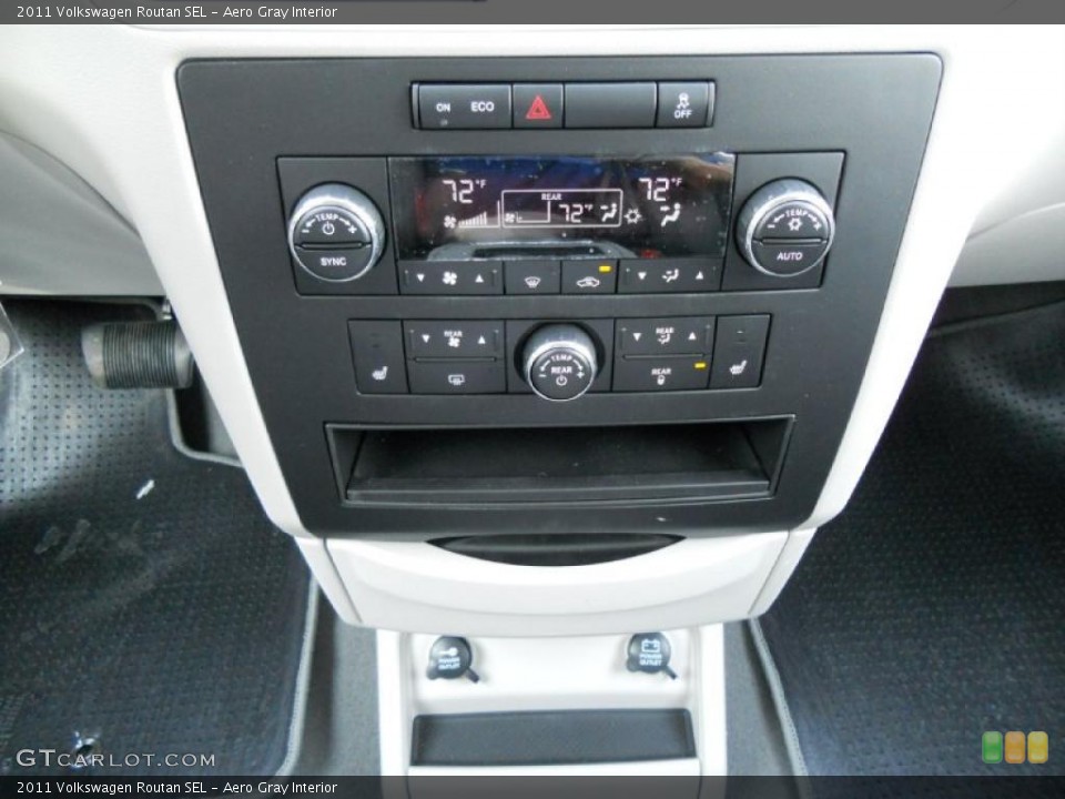 Aero Gray Interior Controls for the 2011 Volkswagen Routan SEL #48661585