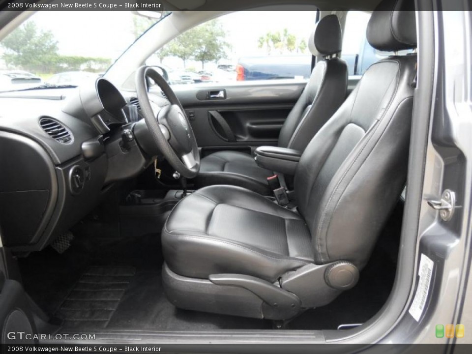 Black Interior Photo for the 2008 Volkswagen New Beetle S Coupe #48662115