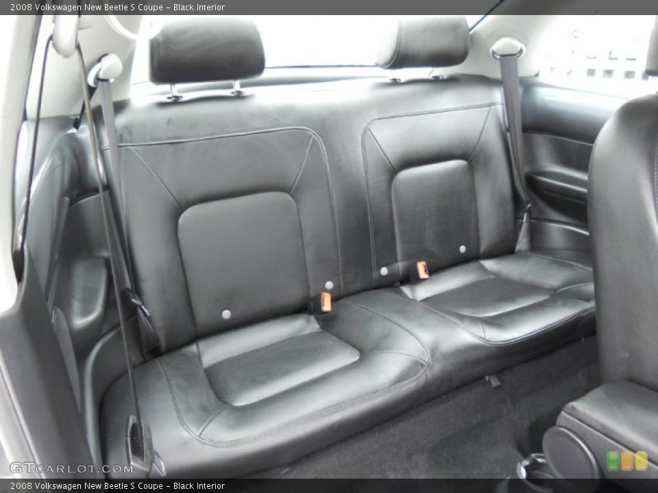 Black Interior Photo for the 2008 Volkswagen New Beetle S Coupe #48662146