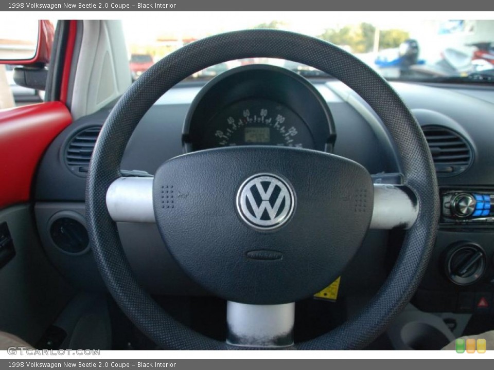 Black Interior Steering Wheel for the 1998 Volkswagen New Beetle 2.0 Coupe #48665130