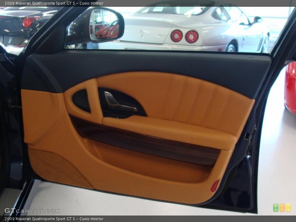Cuoio Interior Door Panel for the 2009 Maserati Quattroporte Sport GT S #48669471