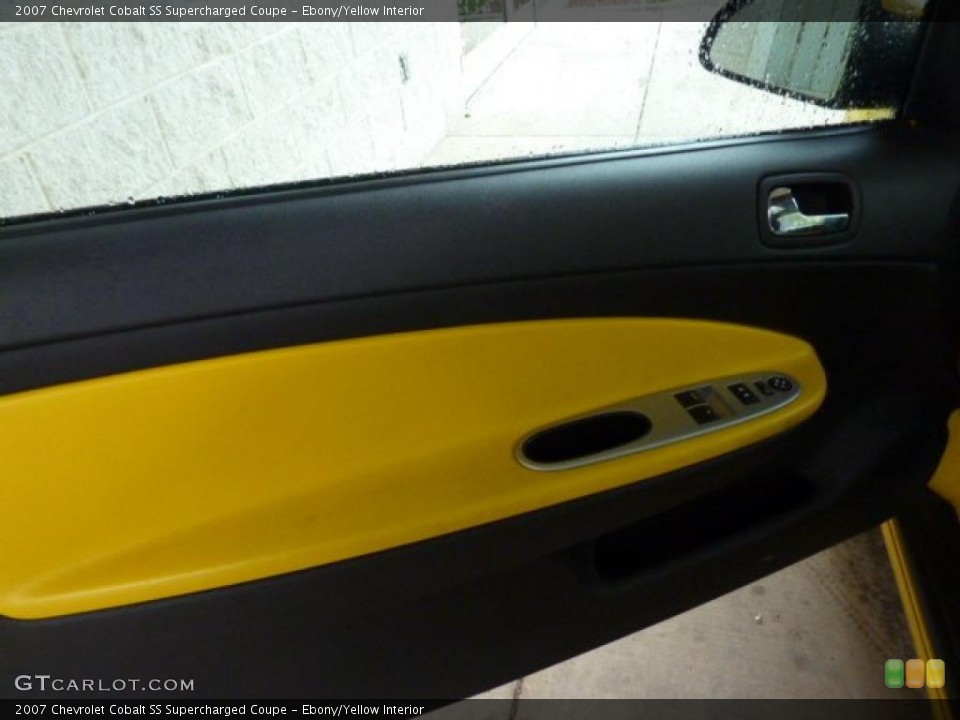Ebony/Yellow Interior Door Panel for the 2007 Chevrolet Cobalt SS Supercharged Coupe #48669801