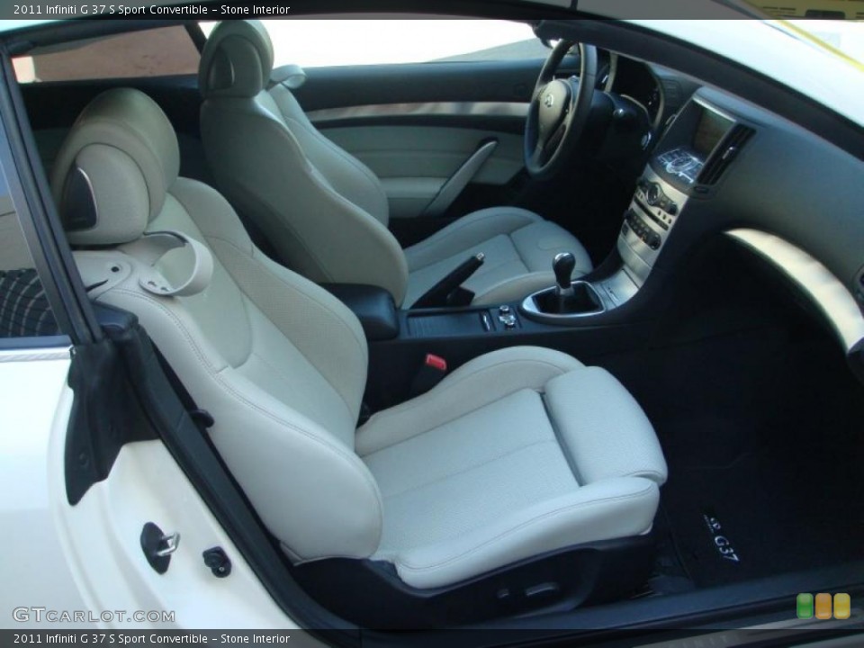 Stone Interior Photo for the 2011 Infiniti G 37 S Sport Convertible #48675513