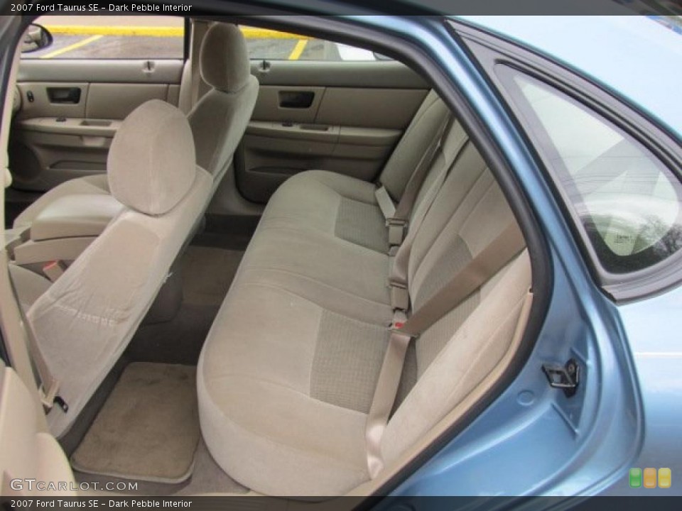 Dark Pebble Interior Photo for the 2007 Ford Taurus SE #48681353