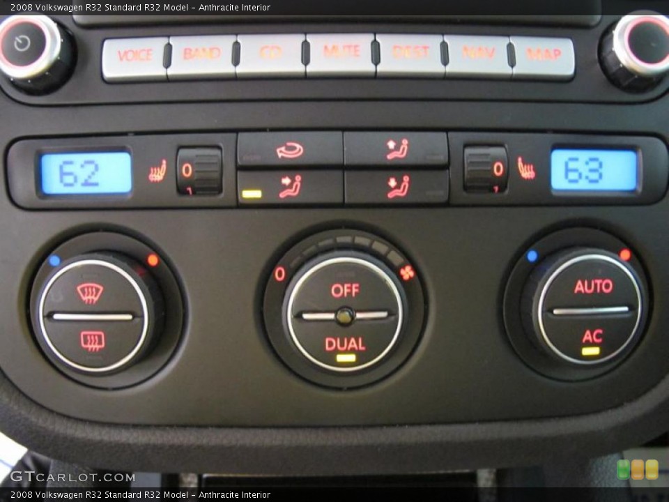 Anthracite Interior Controls for the 2008 Volkswagen R32  #48689936