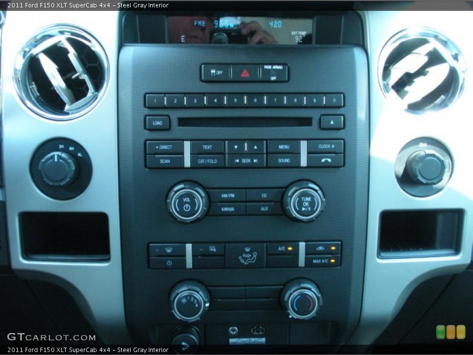Steel Gray Interior Controls for the 2011 Ford F150 XLT SuperCab 4x4 #48695061
