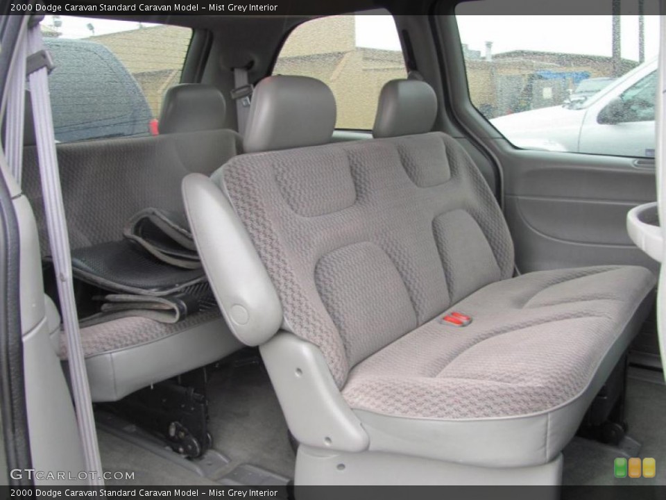 Mist Grey Interior Photo for the 2000 Dodge Caravan  #48698317
